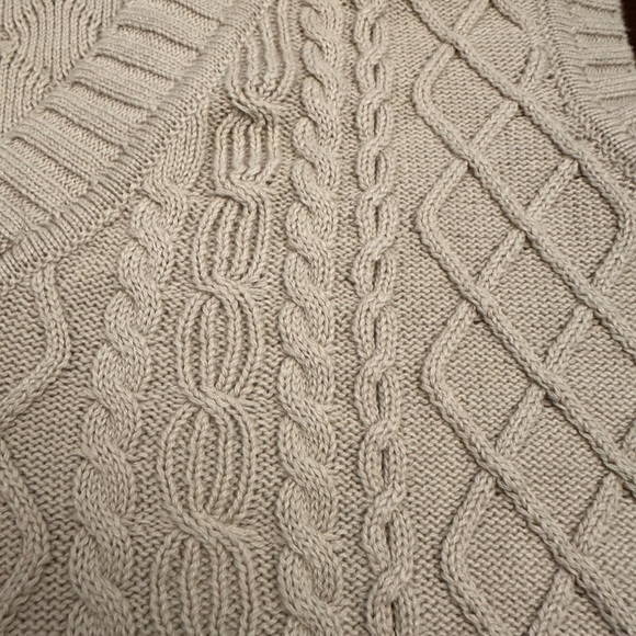 L'Academie Flynn Sweater Vest in Hazel - Picture 8 of 8